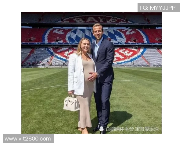 足球场上最深情的球星是谁他的爱情与激情融入每一场比赛